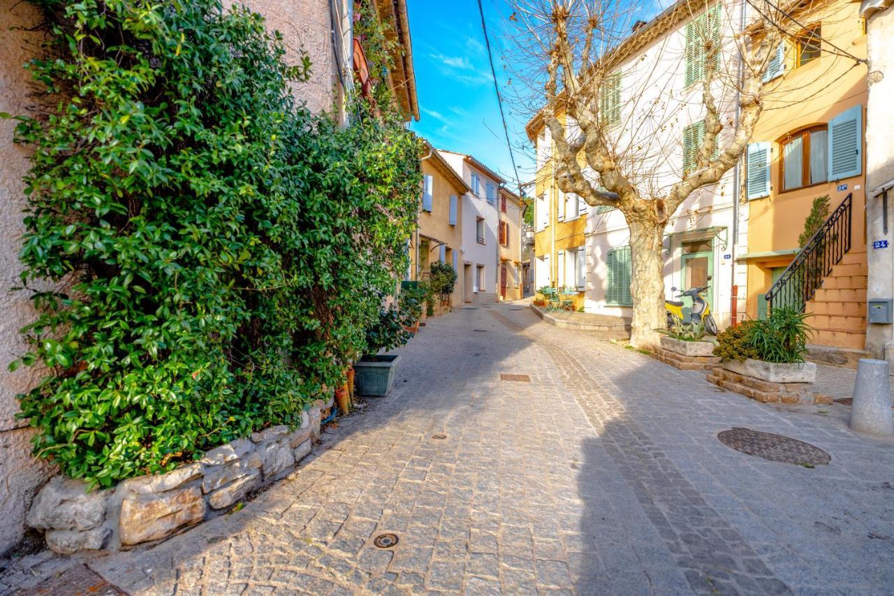 Maison De Village Pittoresque Climatisee, Terrasse Le Plan-de-la-Tour المظهر الخارجي الصورة